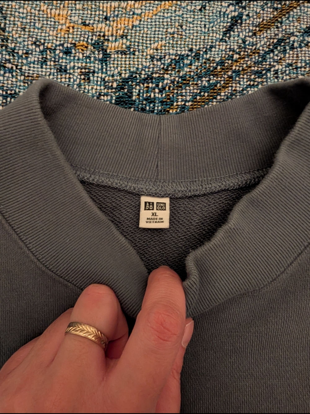 UNIQLO Crewneck Sweatshirt